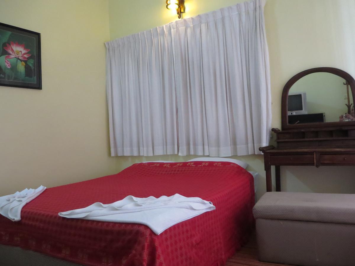 Goldie Guesthouse Phnom Penh Exterior photo